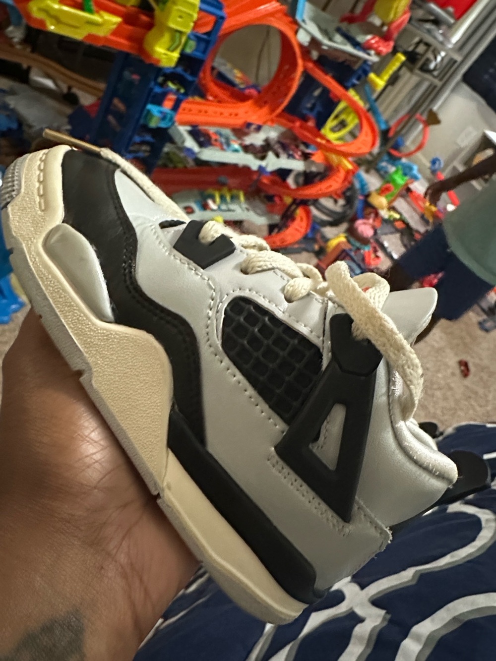 Kids Jordan 4 - GUC